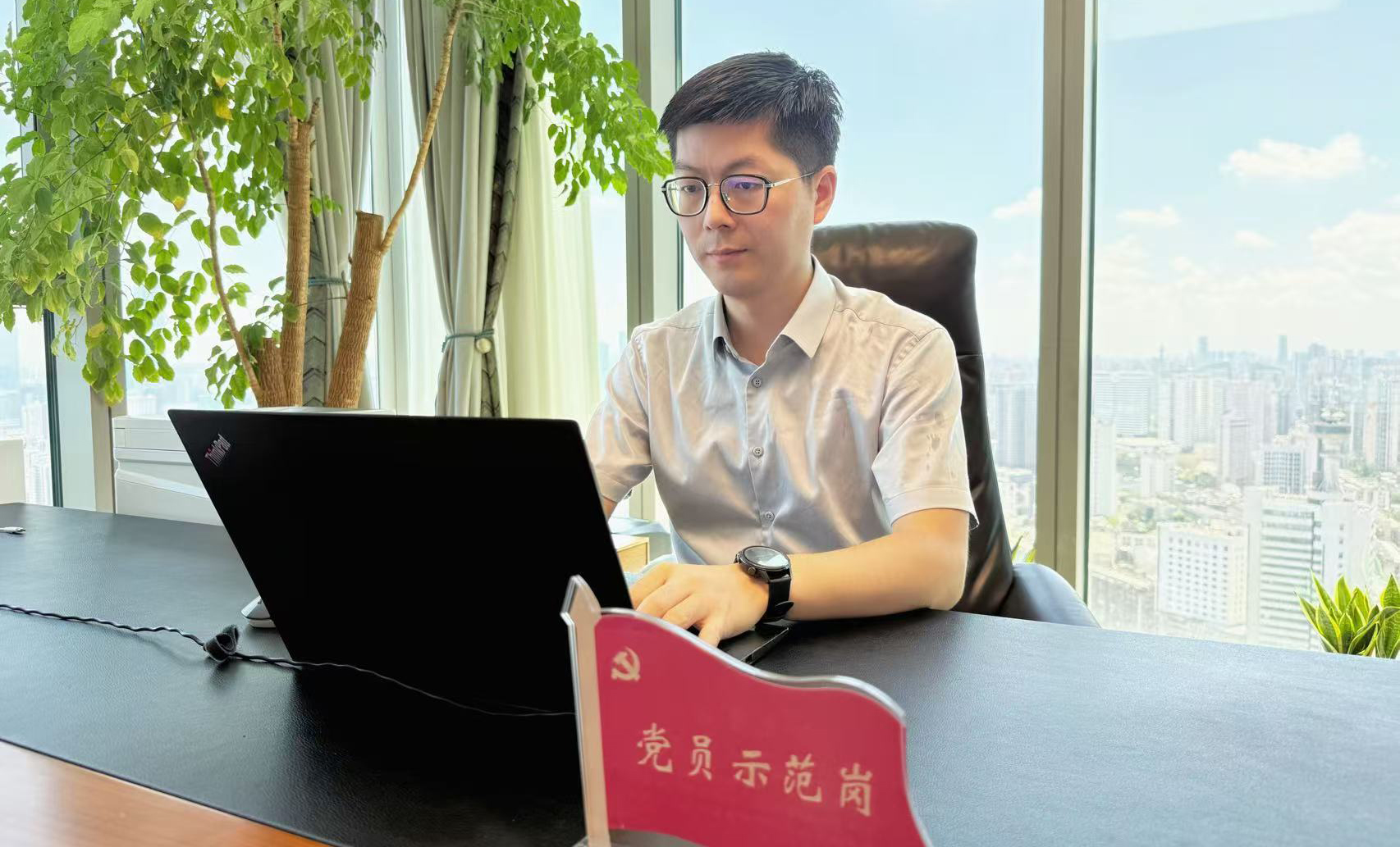 644464图片1