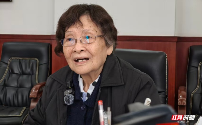 da33b45b87024b5dadda6c405f22238e