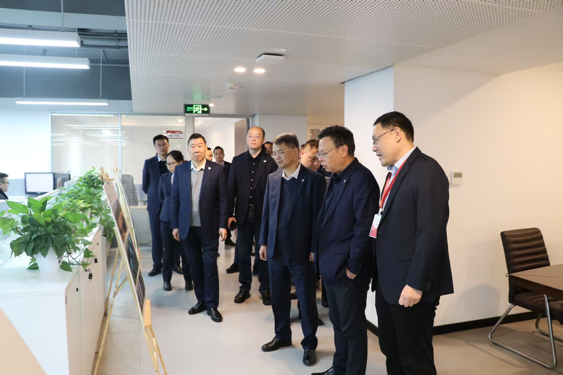 微信图片_20251207102120_325_155 微信图片_20251207102120_325_155